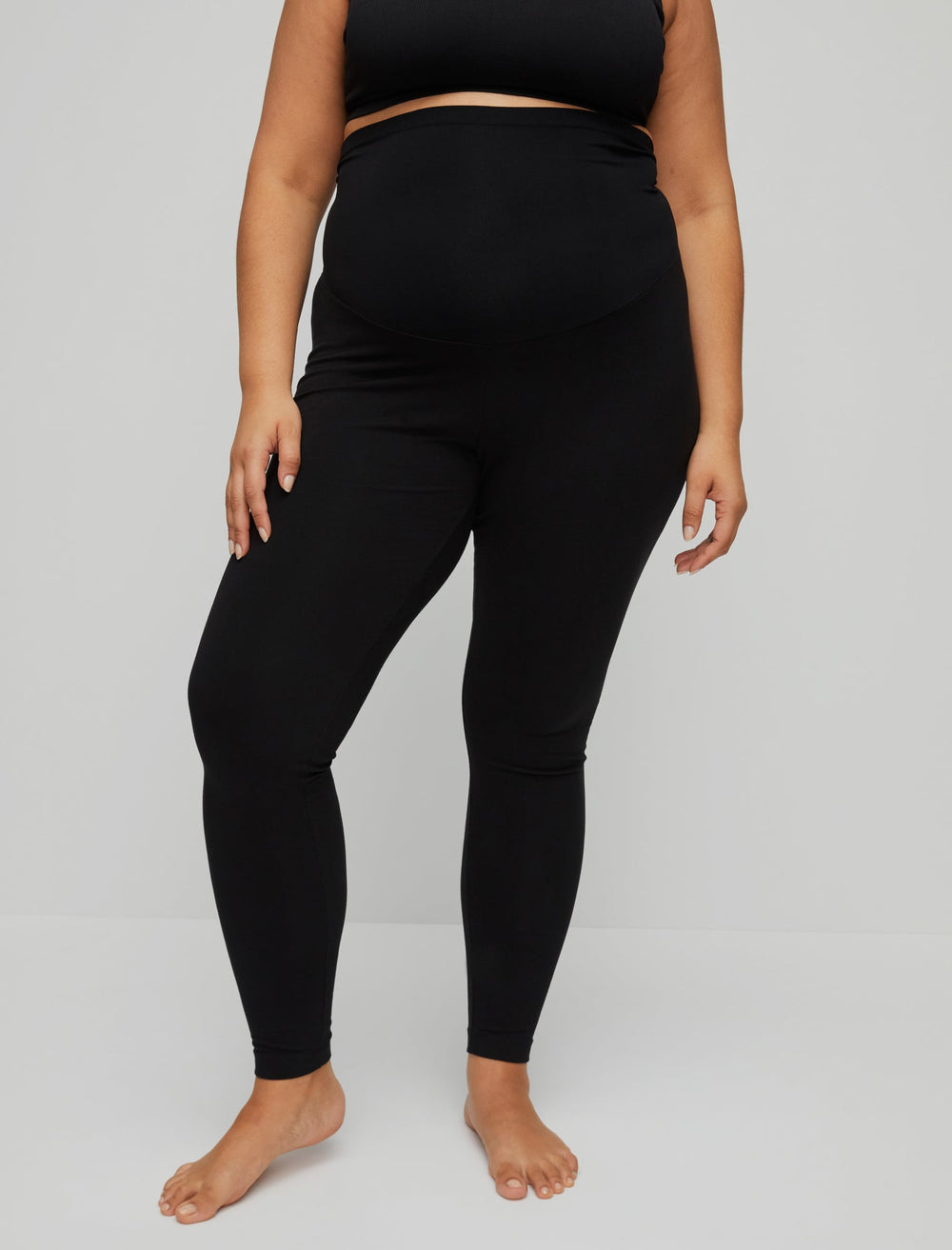 5 Ways To Style Leggings (Plus-Size Edition) - The Mom Edit