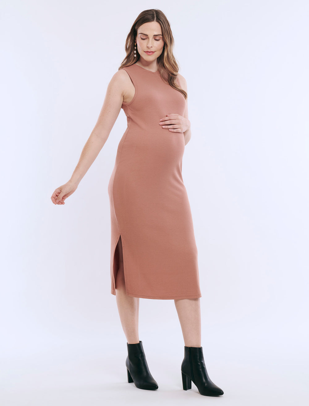 BOMBOM Ribbed Knit Sleeveless Midi Dress