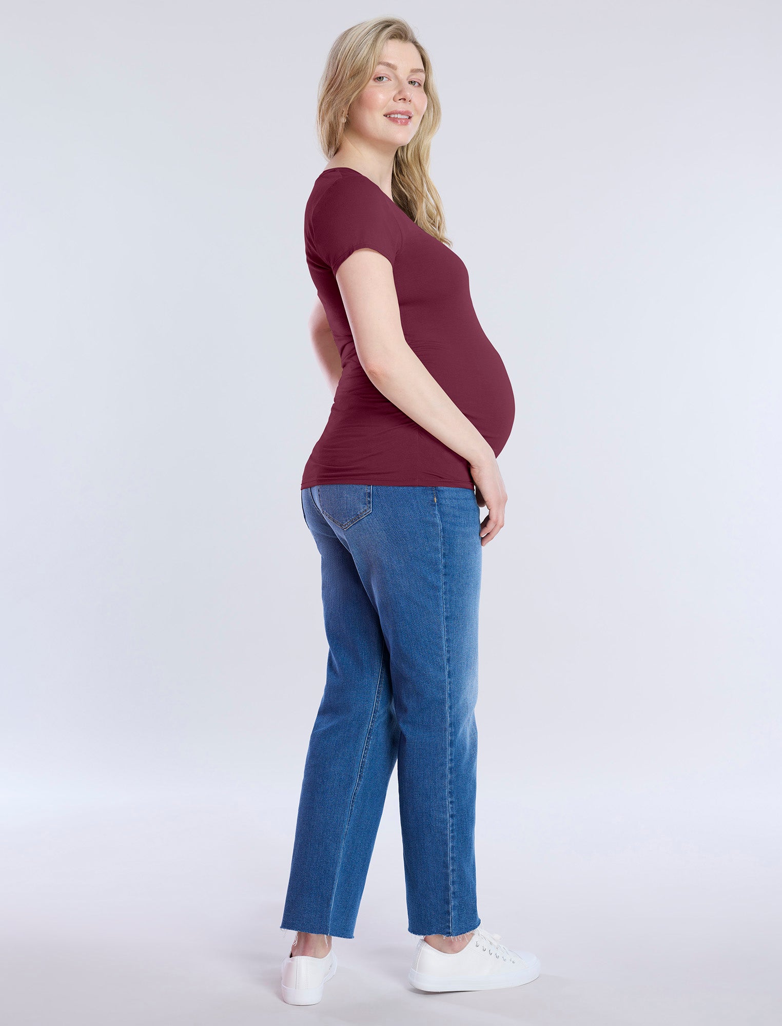 Side Ruched Short Sleeve V-Neck  Maternity Tee