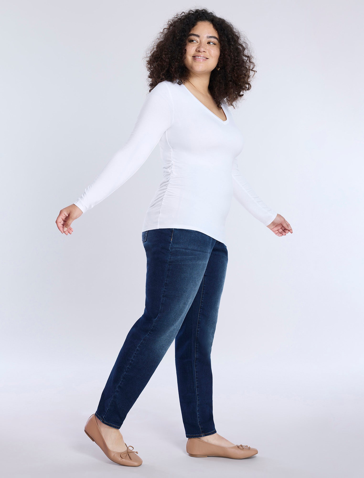 Side Ruched Long Sleeve V-Neck Maternity Tee