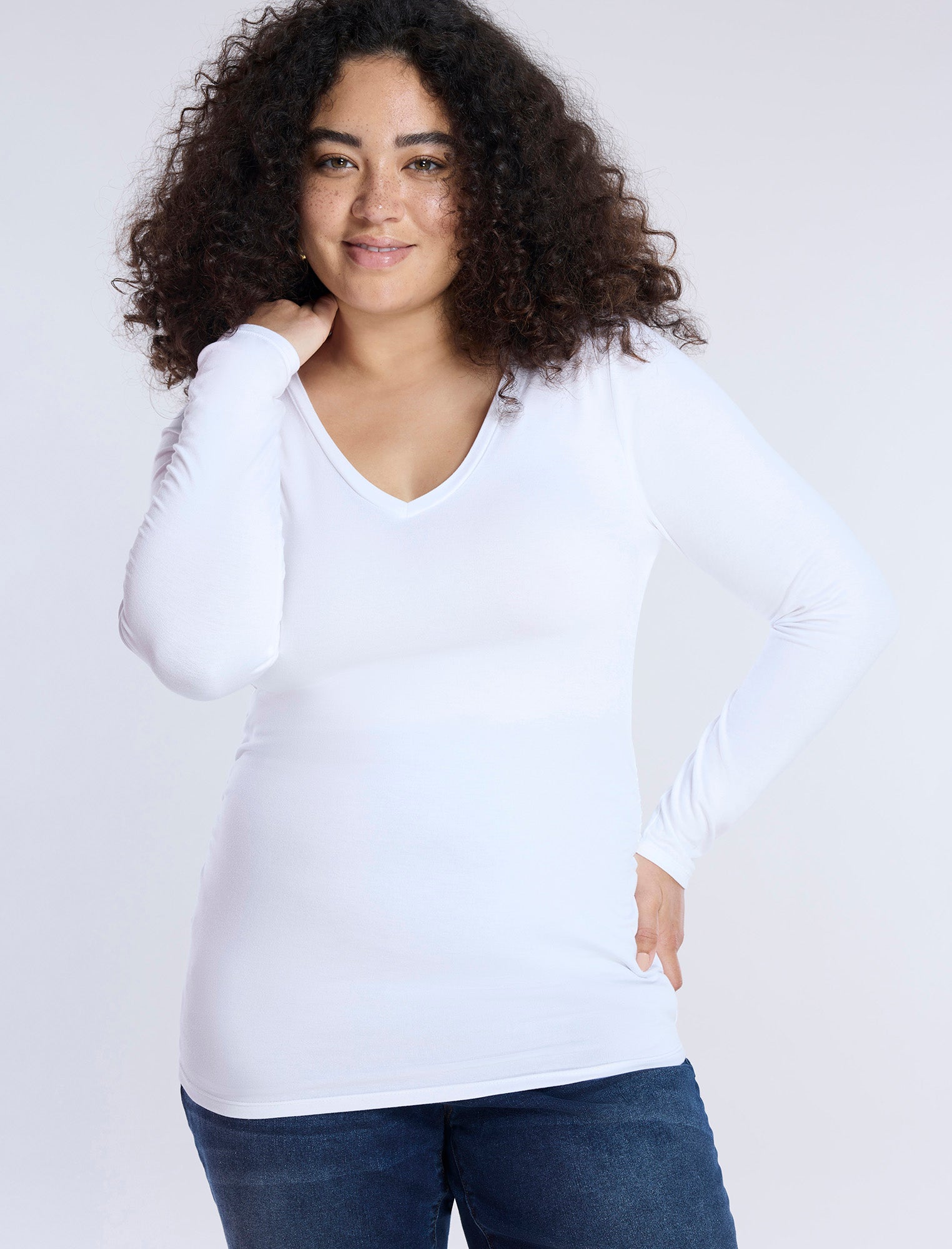 Side Ruched Long Sleeve V-Neck Maternity Tee