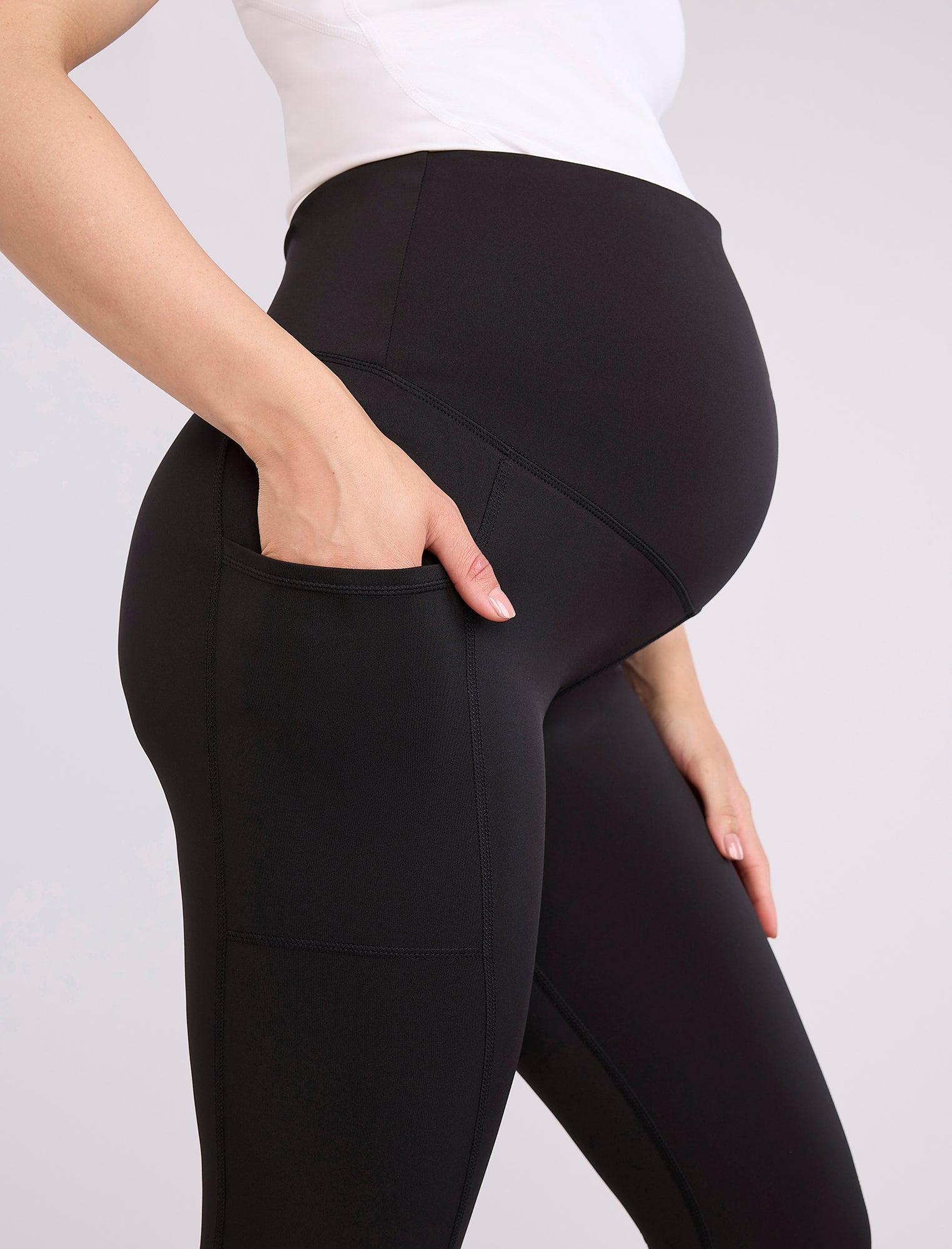 Maternity Seamed Active Pockets Legging