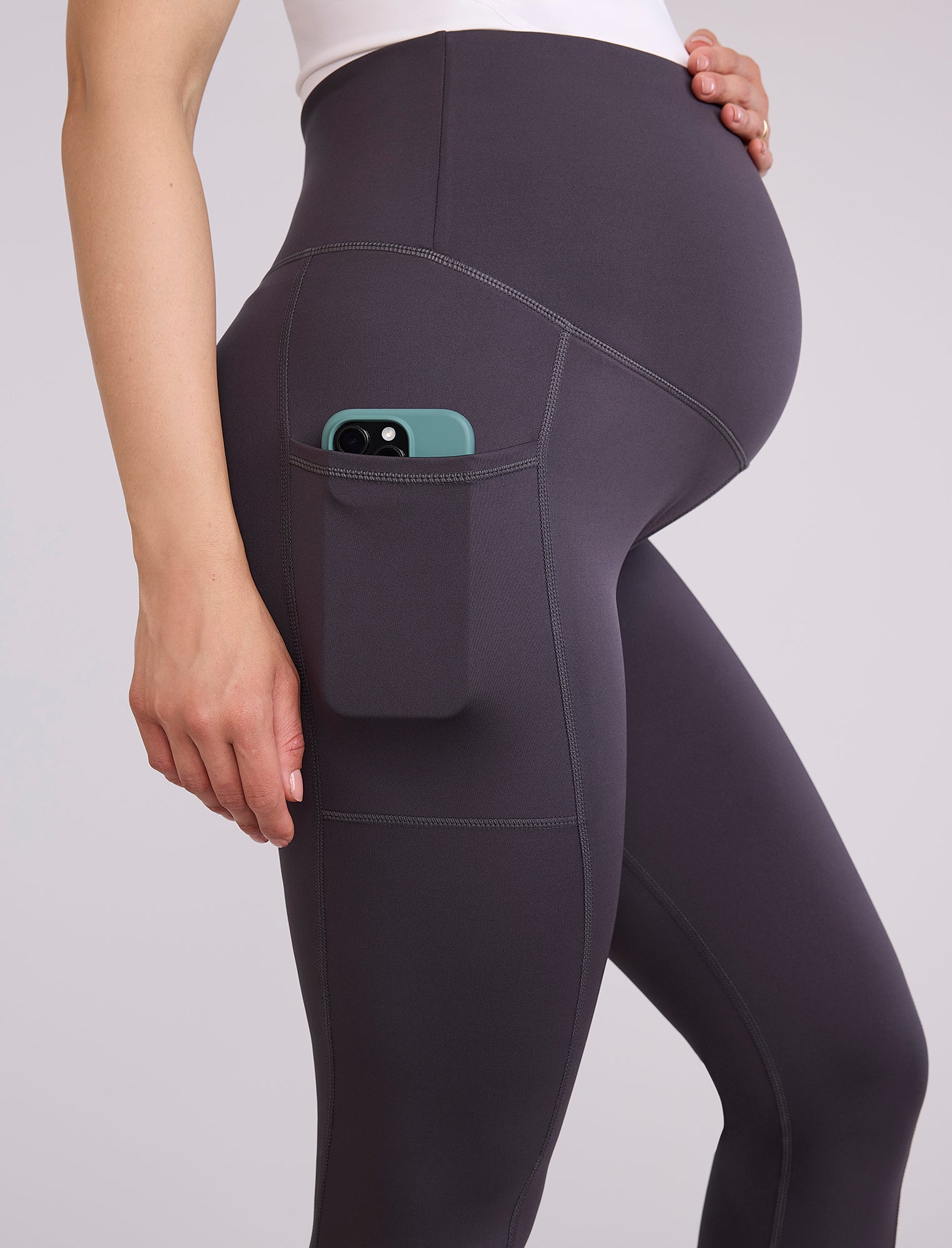 Maternity Seamed Active Pockets Legging