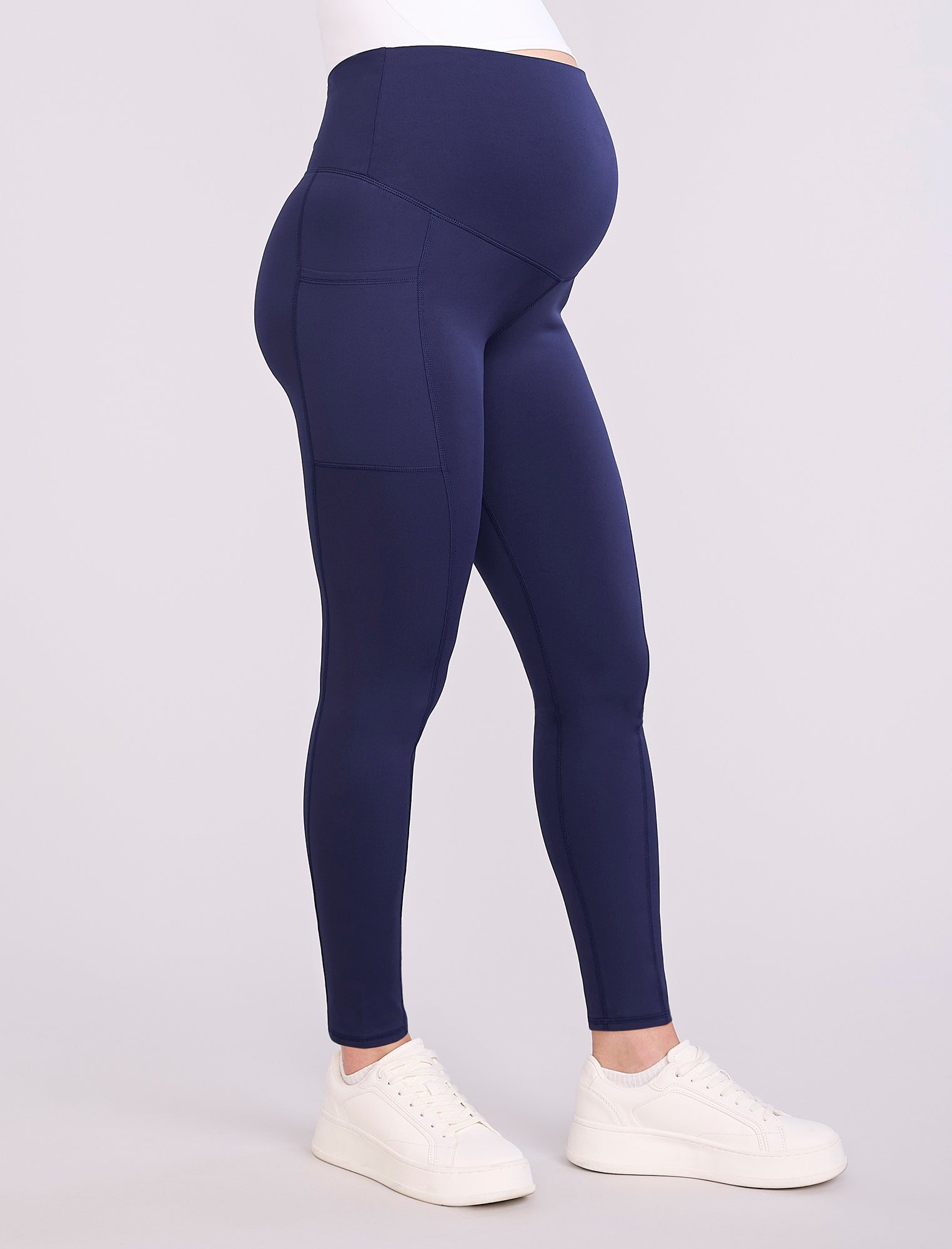 Maternity Seamed Active Pockets Legging