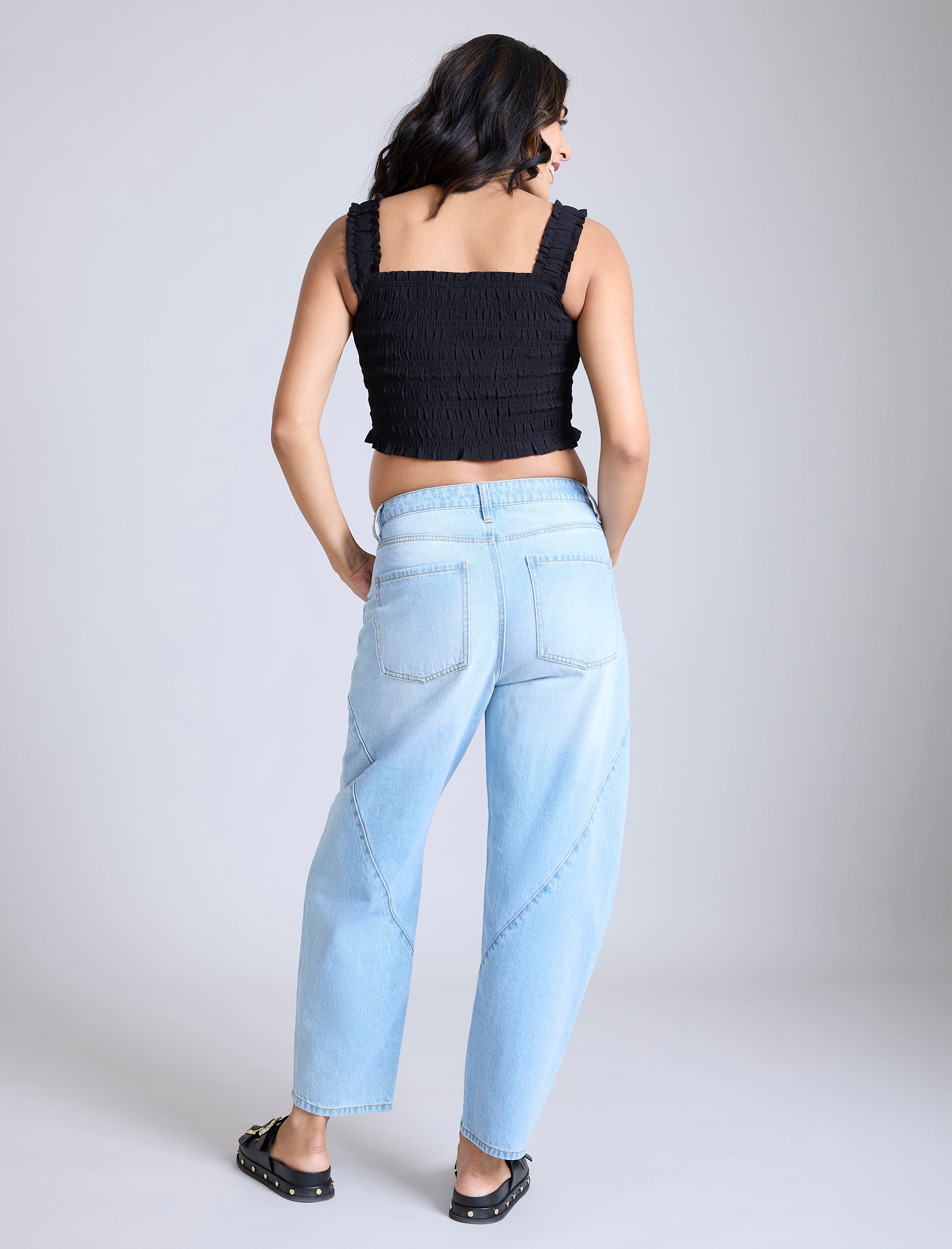 Barrel Leg Jeans